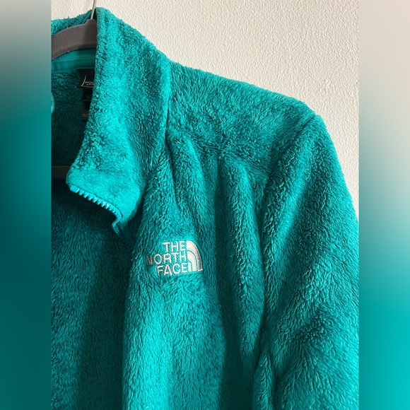 Cozy North Face fleece - Picture 2 of 3